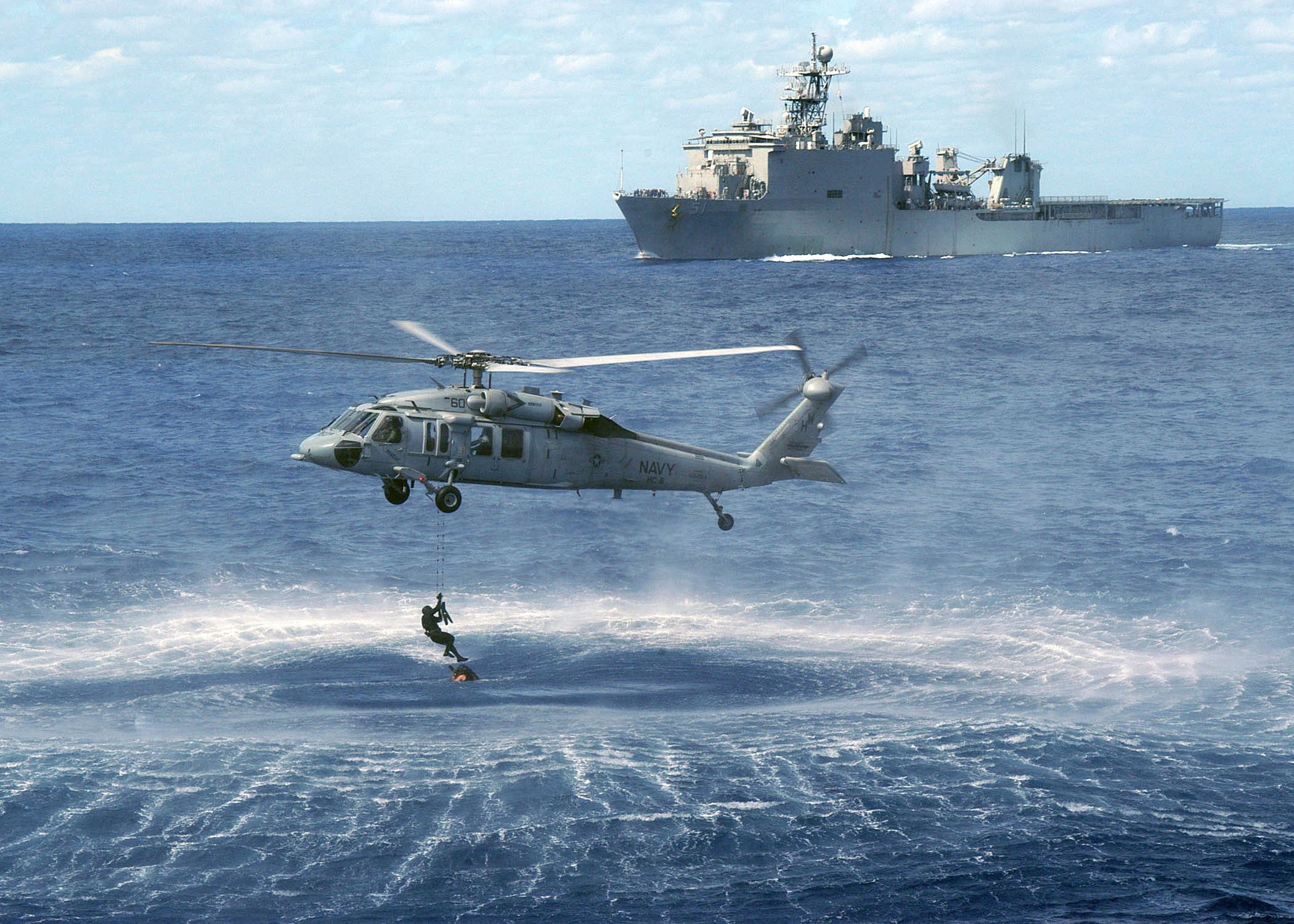 US_Navy_040613-N-2651J-007_An_MH-60S_Knight_Hawk_assigned_to_Helicopter_Combat_Support_Squadron_Six_(HC-6),_embarked_aboard_the_amphibious_assault_ship_USS_Saipan_(LHA_2).jpg