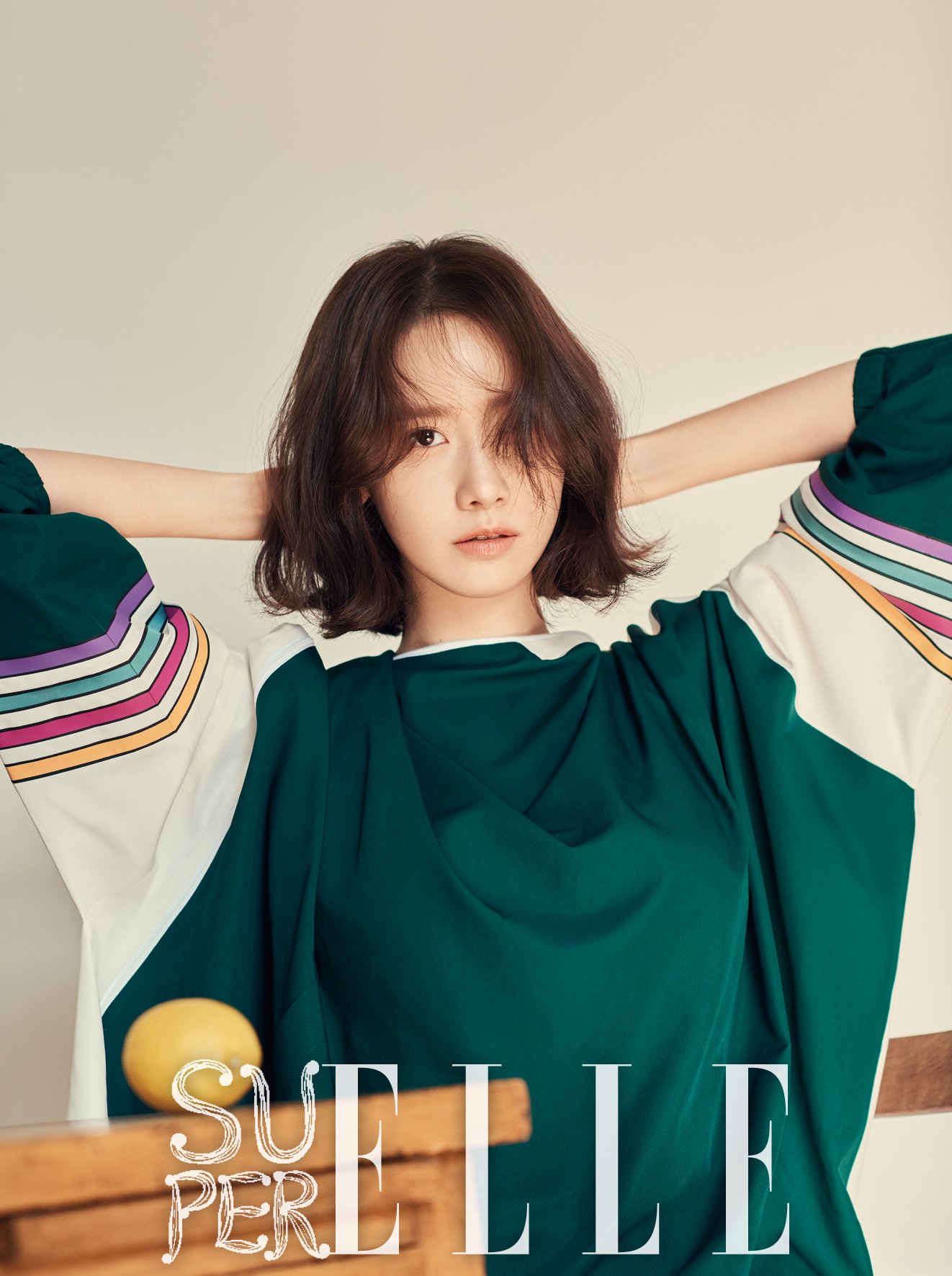 180313 SuperELLE Spring Issue 2018 윤아 화보 by 소녀시대 트위터 (4).jpg