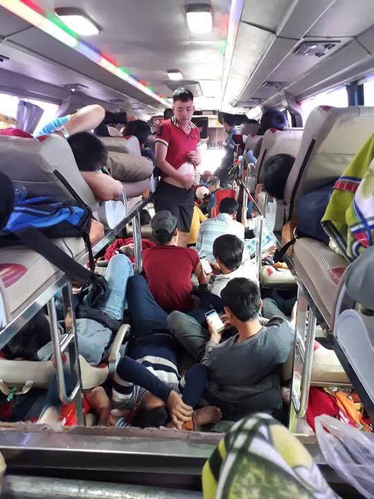 베트남 귀성길 버스 1.jpg